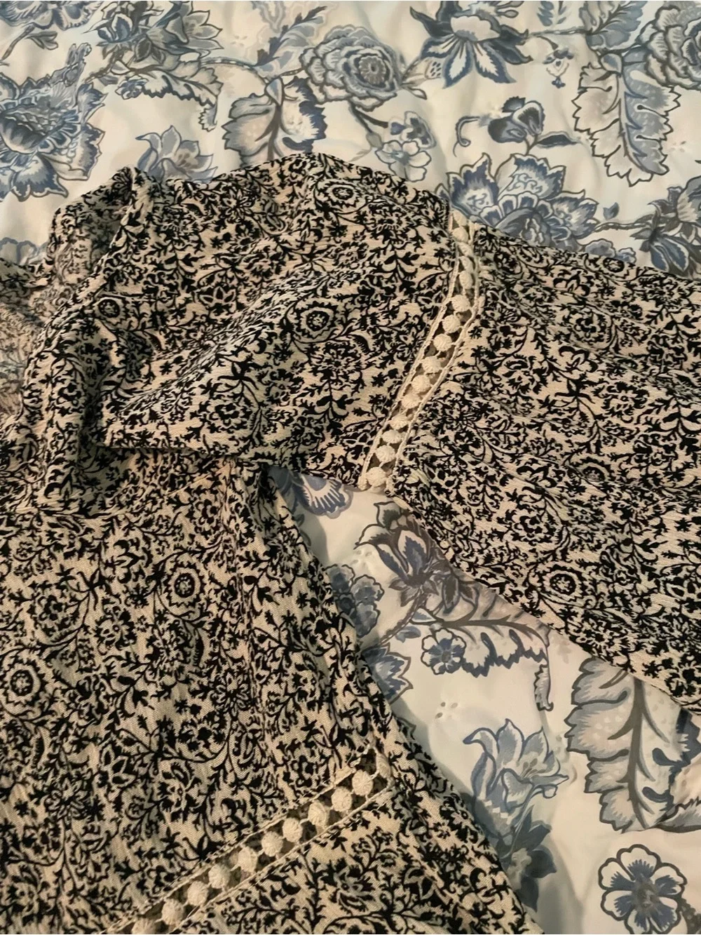 Maurices Navy and Cream Cold-Shoulder Boho Floral Peasant Top - Picture 7 of 11